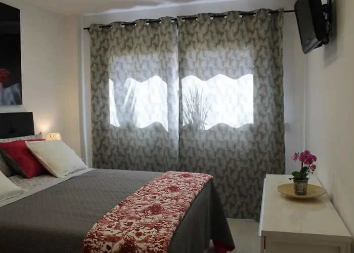 Cris Sol - Cristianos * Arona (Tenerife)